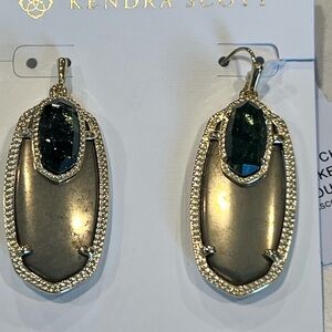 NWT Super Rare Retired Kendra Scott Emmy Earrings Pyrite & Green Mica YG Amazing